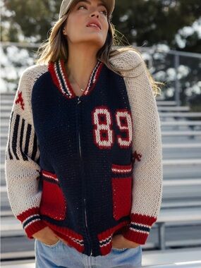 The Sportsman Zip-Up Cardigan Navy
